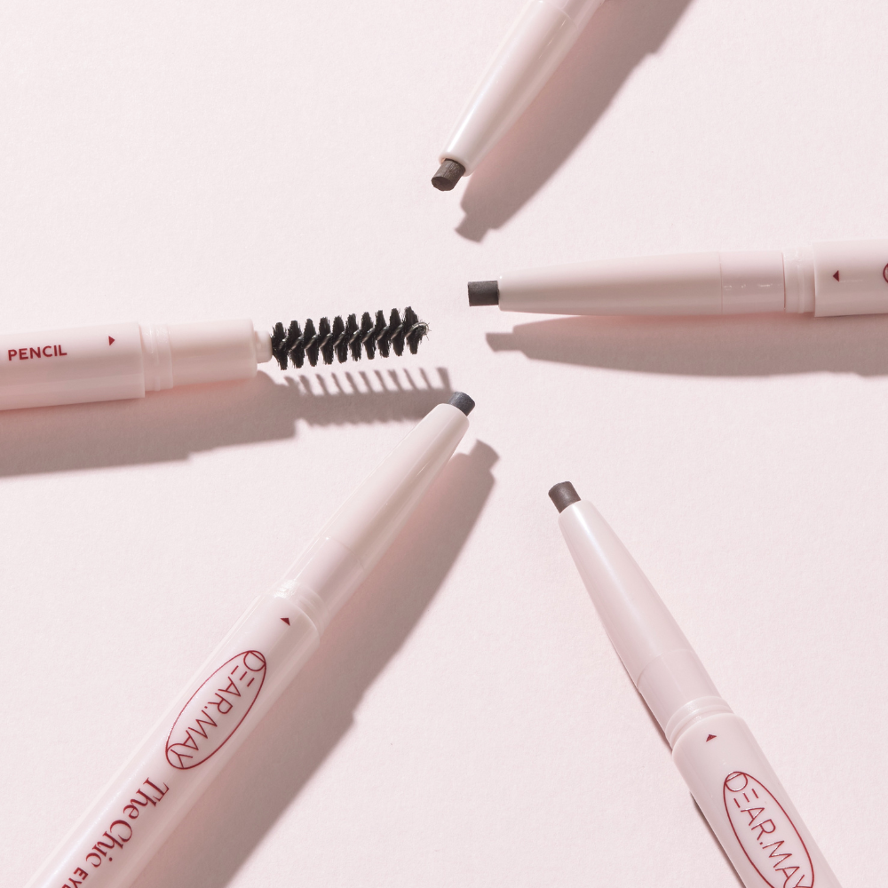 Lápis para Sobrancelhas Dear May The Chic Eyebrow Pencil